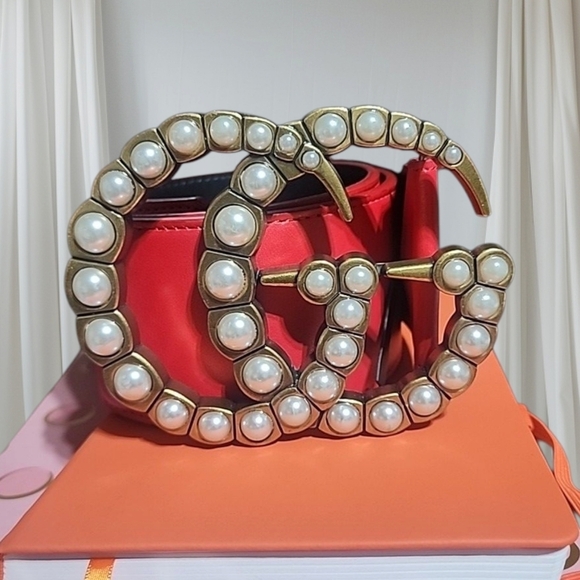 GUCCI GG Marmont Leather Belt – Red with Pearl Embellished Gold Buckle 38 - - Picture 2 of 10